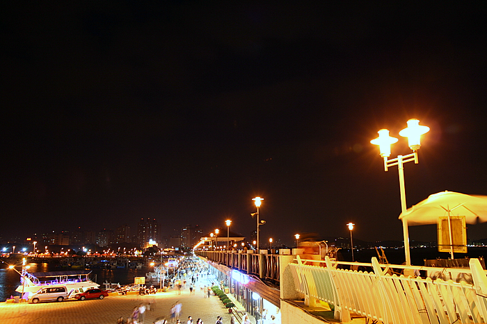 夜晚码头全景 摄影:陈铭祥