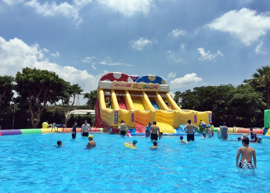 夏季限定的小人國「轟浪水樂園」讓大人小孩都能開心消暑