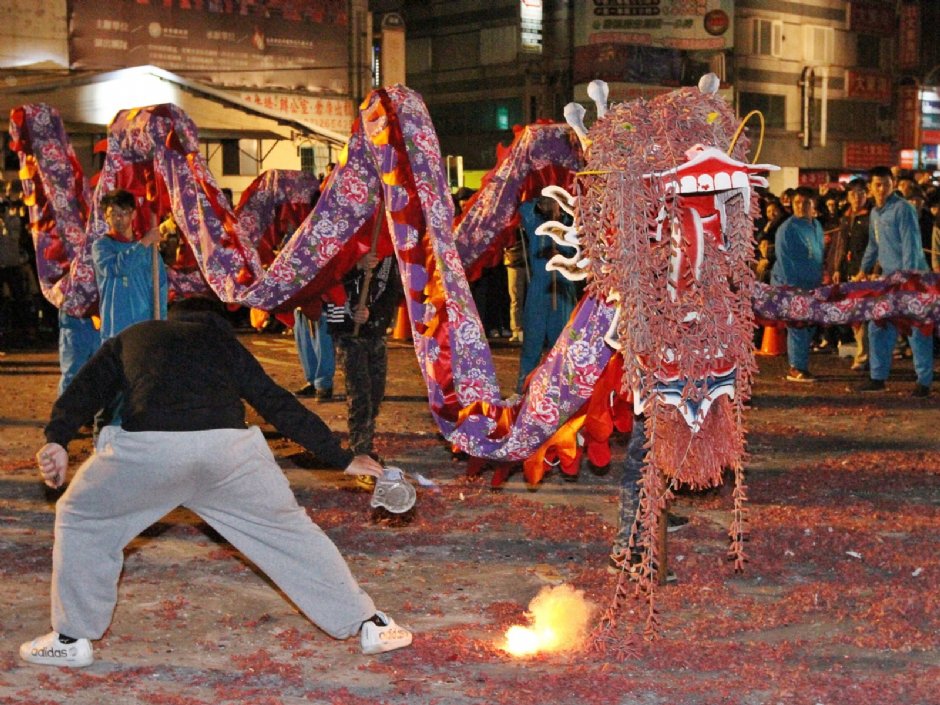 苗栗(火旁)龍為台灣舞龍民俗文化的代表
