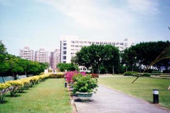 淡江大學-高樓與校景