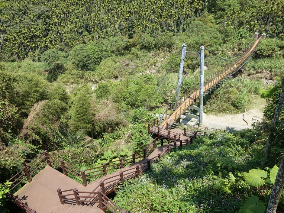 古坑情人橋與華山小天梯 - 古坑鄉 - 雲林縣 - 臺灣旅遊信息 - 旅遊