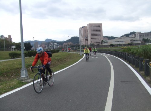 The Jingmei Riverside Bike Path-
