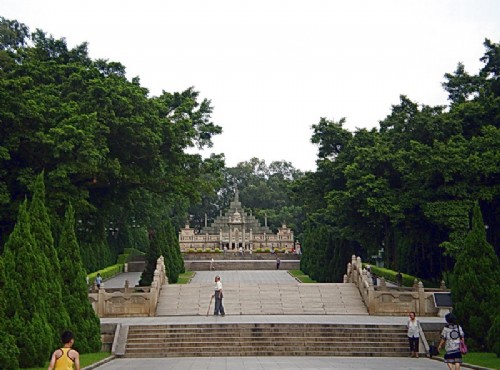 Guangzhou Insurrectional Martyr Cemetery Park-