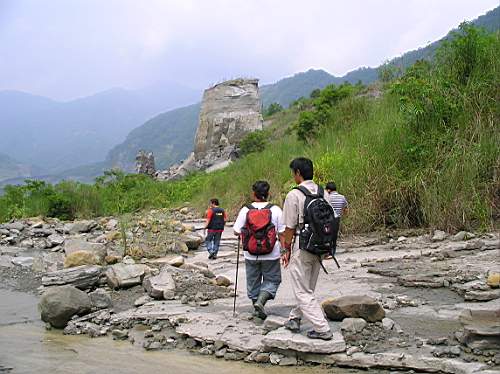 新草嶺潭 - 古坑鄉 - 雲林縣 - 臺灣旅遊信息 - 旅遊導覽 | travel