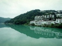 燕子湖