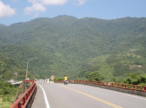 花蓮紅葉溫泉 阿里山旅遊景點 阿里山旅遊網 旅遊王travelking