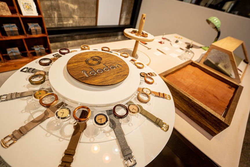 解憂鐘錶店的腕錶文創商品「1多點(idodan)」曾參加德國設計獎勇奪決賽優勝